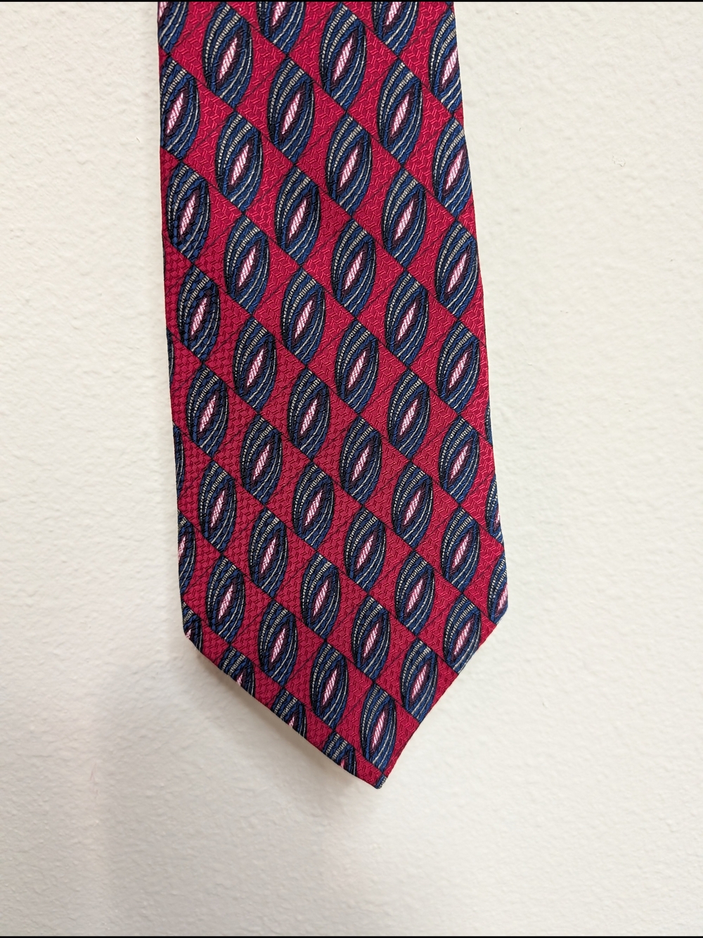 Vintage G.J. Cahn Tiemaker to the Universe Tie Burgundy Navy Silk